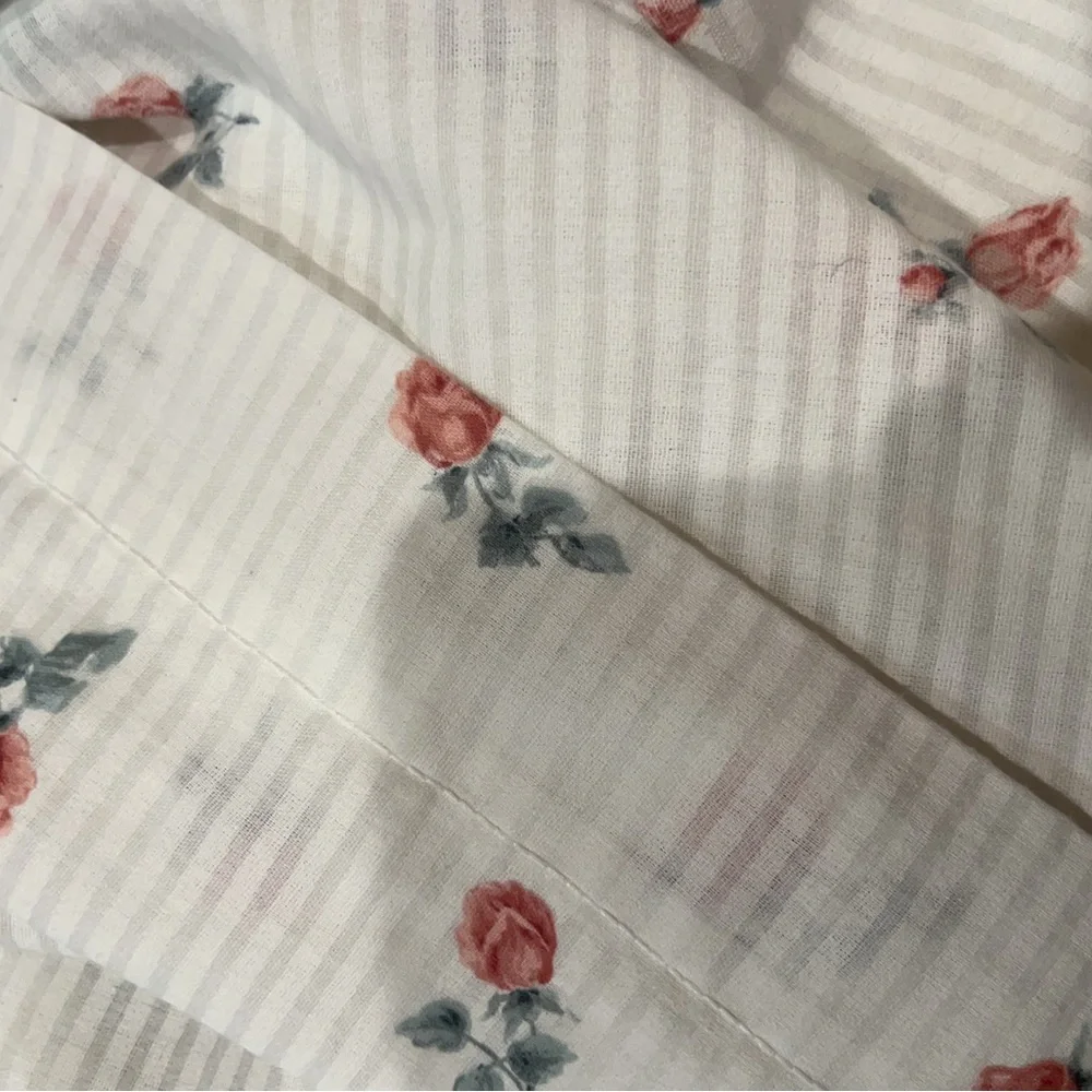 2 Vintage Shabby Chic Flat Sheets